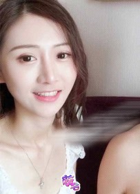 【抖音网红】米夕儿和不是大叔.在线直播战斗.花样姿势百...