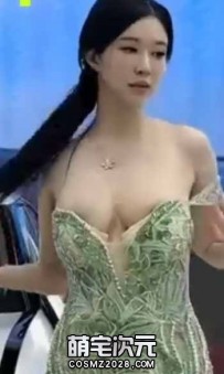 【吃瓜】-小鹏车展.女模特露点走红.是Ai.网友却不买账-[视...