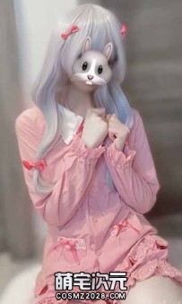 【元元】-30V.18P.私拍福利.萝莉.坏坏的在卫生间偷拍视频-[...