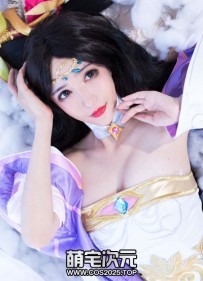 【Runa酱】-21v.B站知名UP主.各种cos服.大瓜.与金主打扑克-[图...